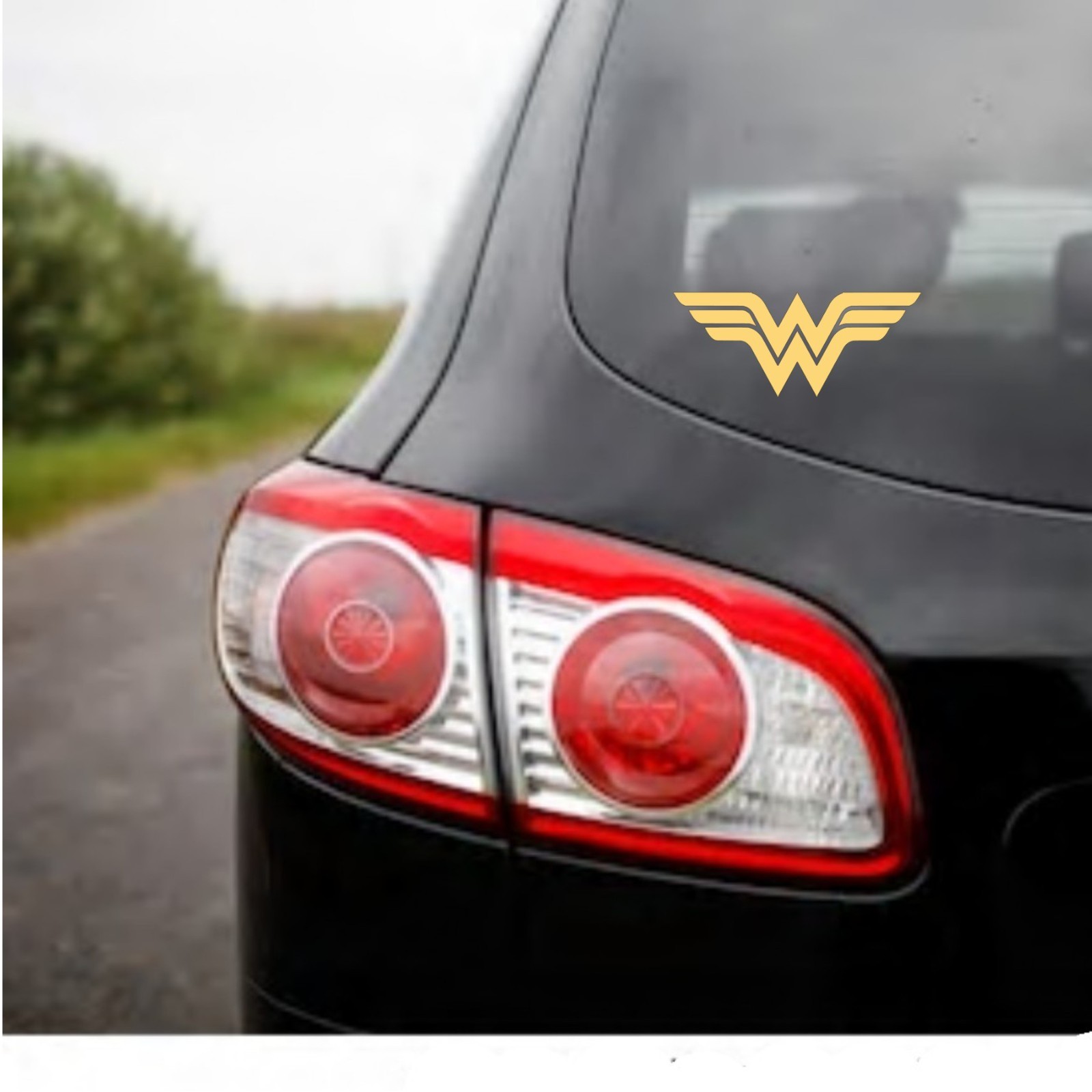 2 Pack gold wonder woman decal sticker diecut Superhero Vinyl Car Wall Laptop US