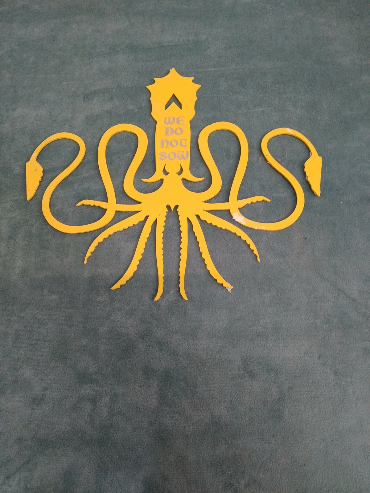 Game of Thrones Wall Art metal yellow octopus WE DO NOT SOW handcrafted