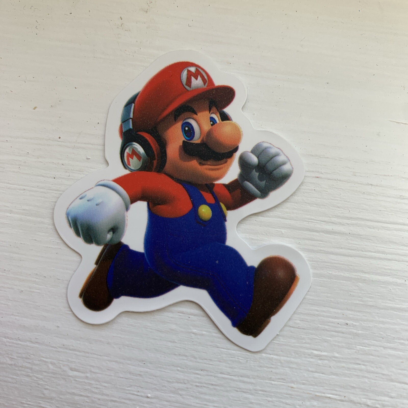 2” Nintendo Vinyl Decal Mario Run Nintendo Switch Dock 3DS Wii Cup Bottle 2DS