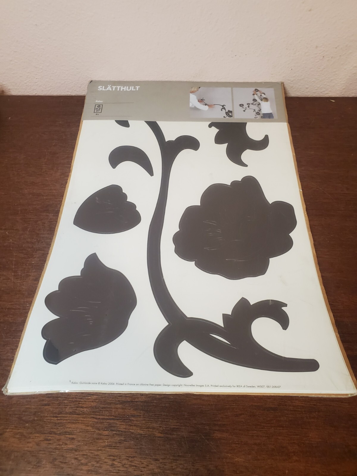 IKEA SLATTHULT KALOU WALL STICKERS 001.200.07 BLACK FLOWERS 2006 – NEW IN PACK!