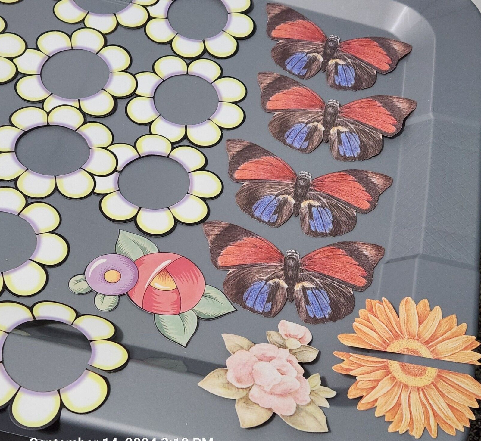 WALLIES Wallpaper Cutouts Pre-pasted 26 SCRAPBOOKING Variety Flowers Butterflies