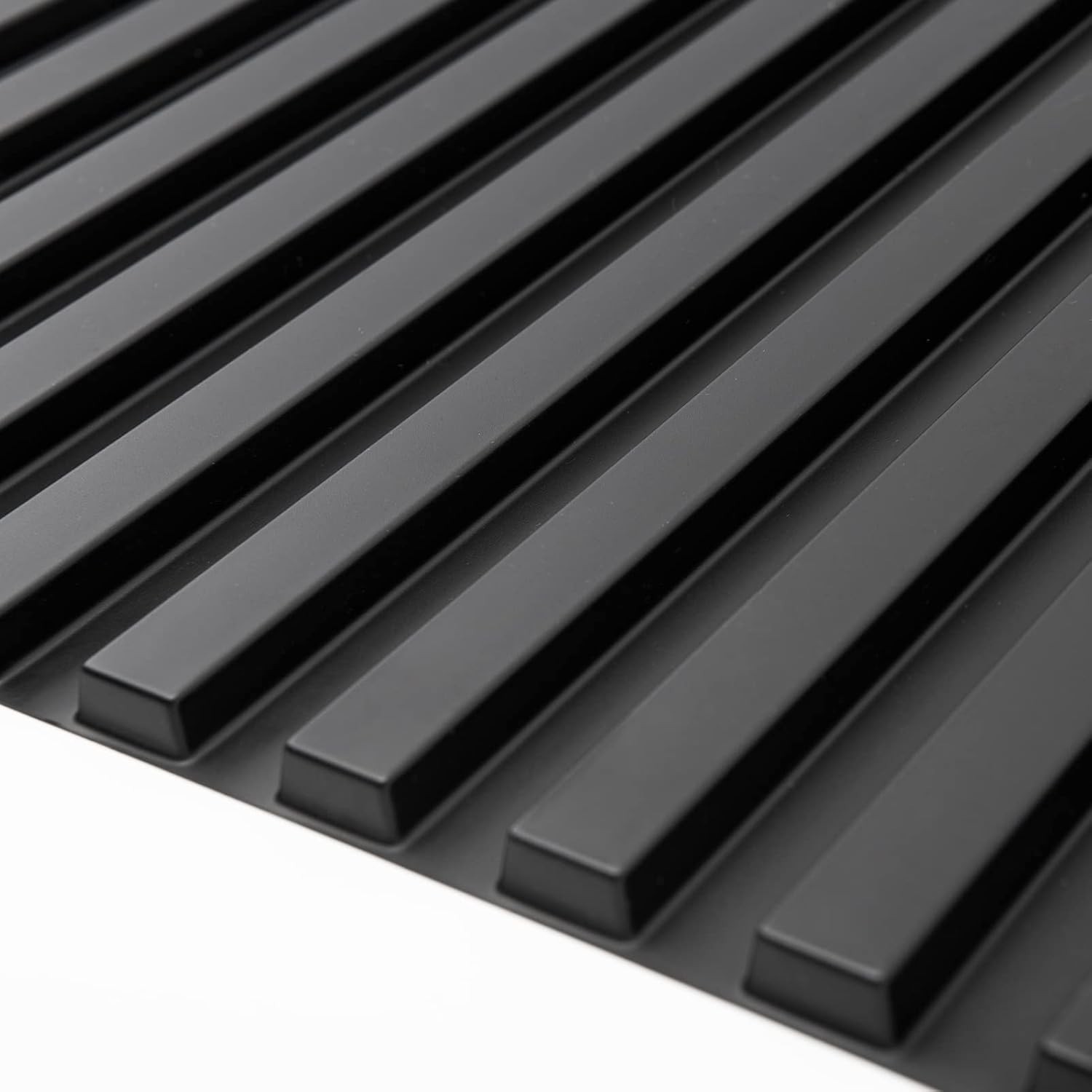 3D Fluted Wall Tiles – Black, 12-Piece Set, 32 Sq.Ft.