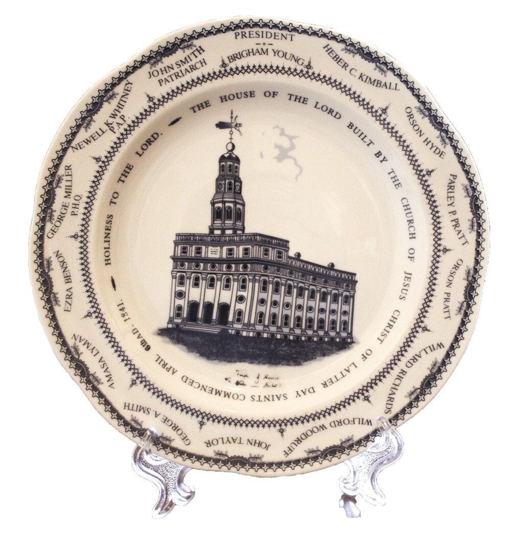One Moment In Time P6 Nauvoo Temple Blue White China/Easel 1846 Replica Mormon L