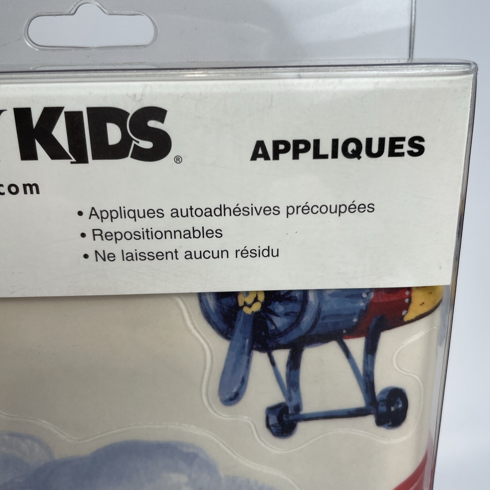 Bombay Kids – Bedroom Wall Appliques – Airplanes/ Parachutes /Military 40 Pieces