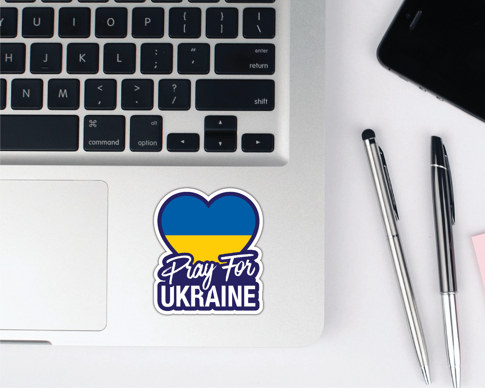 UKRAINE Flag Heart Sticker Decal Vinyl Laptop cell phone Car Window Ukrainian