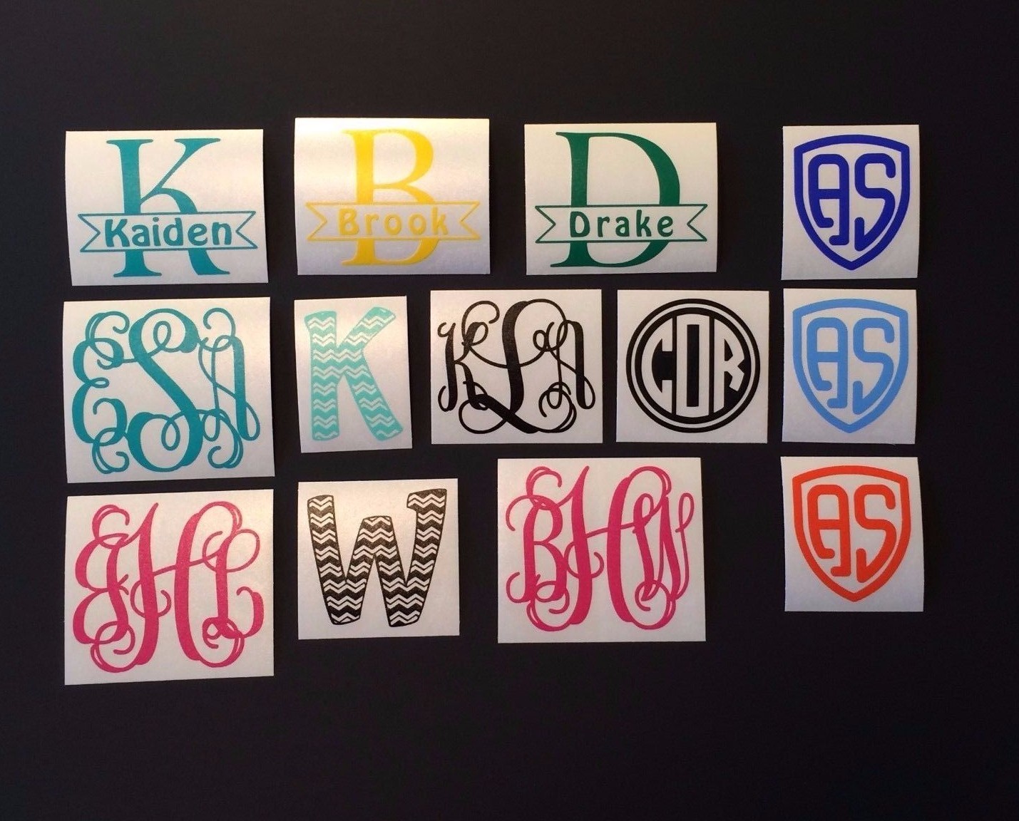 3 inch Vine Circle Chevron Monogram Name Decal Sticker Tumbler Cooler Car Phone