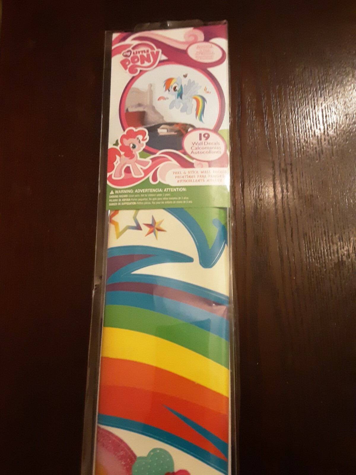 RoomMates My Little Pony Rainbow Dash Peel and Stick Giant Wall Decals