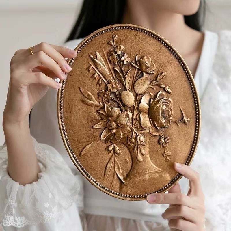 Vintage Gold Floral Relief Wall Art – French Baroque Style Oval Plaque, European