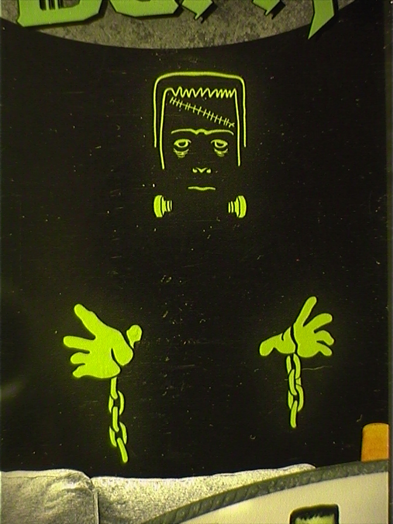 GLOW IN THE DARK FRANKENSTEIN STICKY PIX SELF ADHESIVE WALL DECOR HALLOWEEN