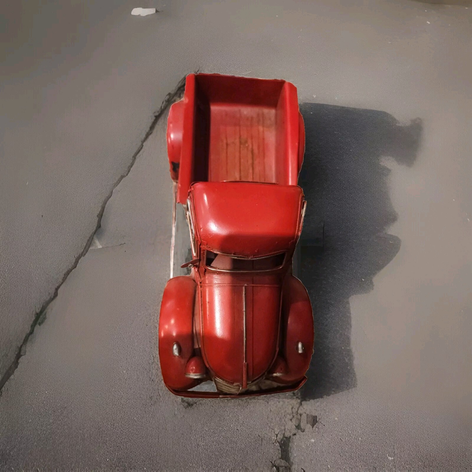 Pickup Truck Metal Model Vintage Style Vehicle Holiday Decor Man Cave Garage