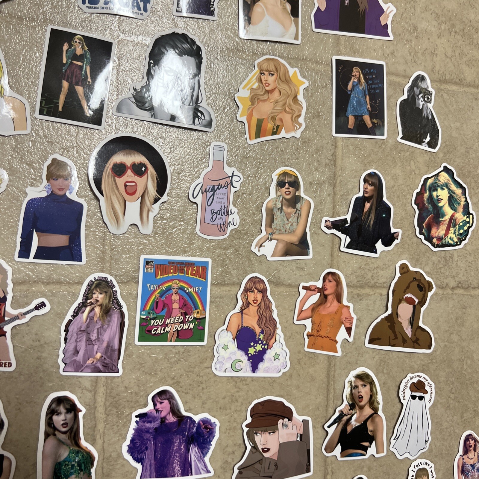 100 Piece Taylor Swift Stickers Laptop Luggage Decals Dope Wall Sticker Lot D