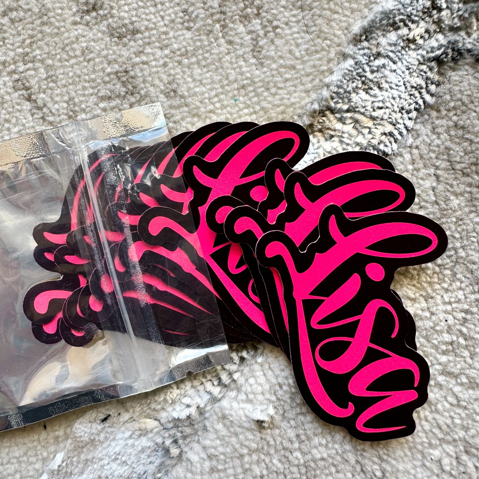 Neon Name Sticker Pack : LISA | for school or Office | graffiti | Calligraphy