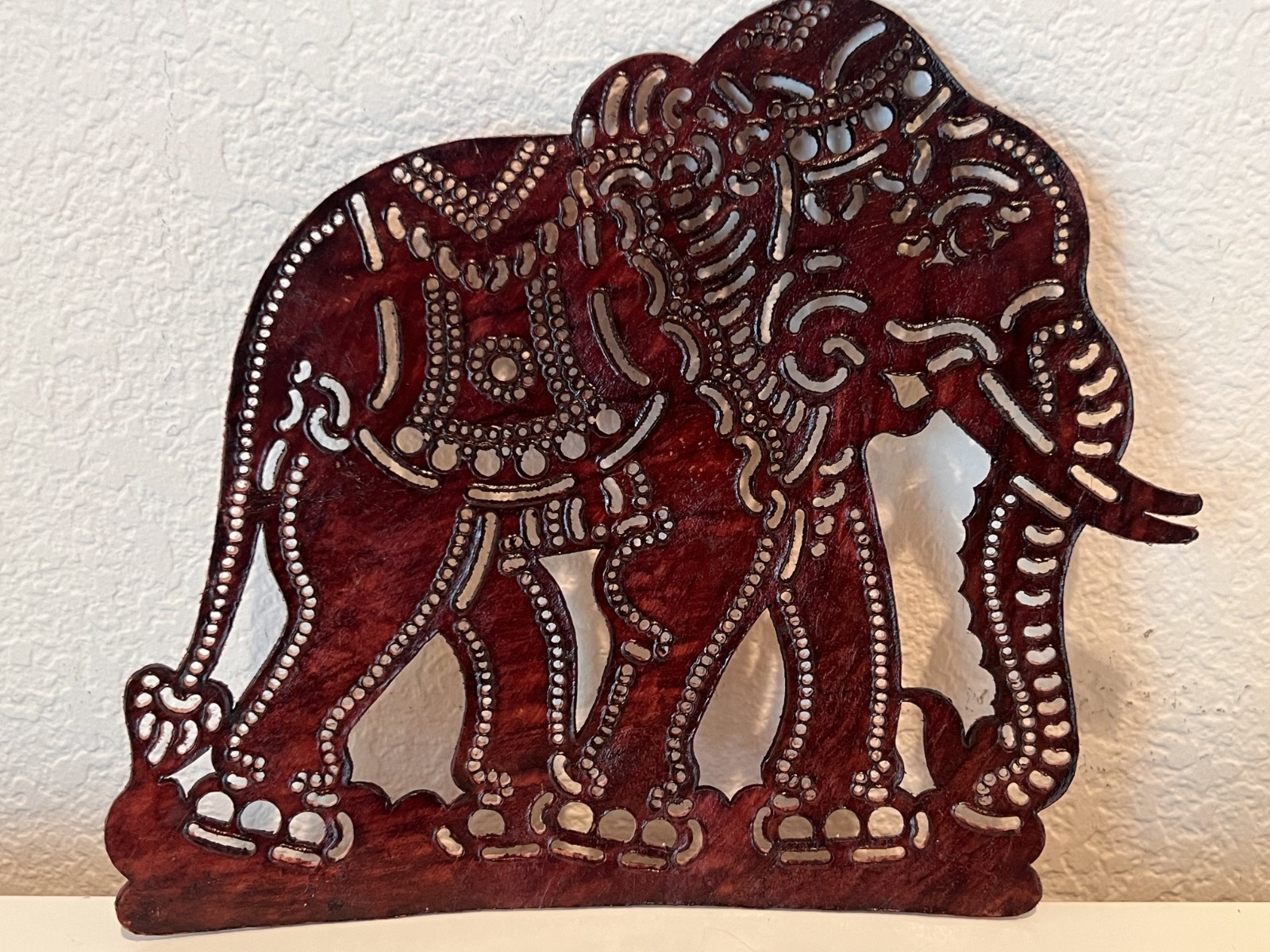 VTG HAND CRAFTED NATURAL GENUINE LEATHER ELEPHANT DECAL – THAILAND
