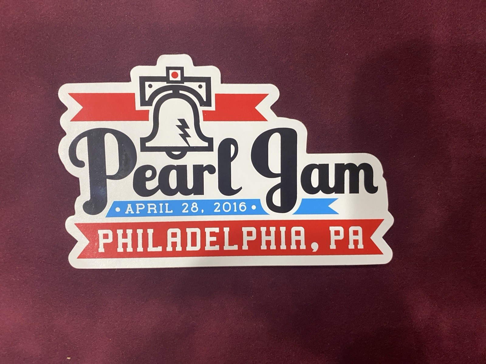 Pearl Jam Philadelphia, PA April 28, 2016 TOUR STICKER – New / Unused.