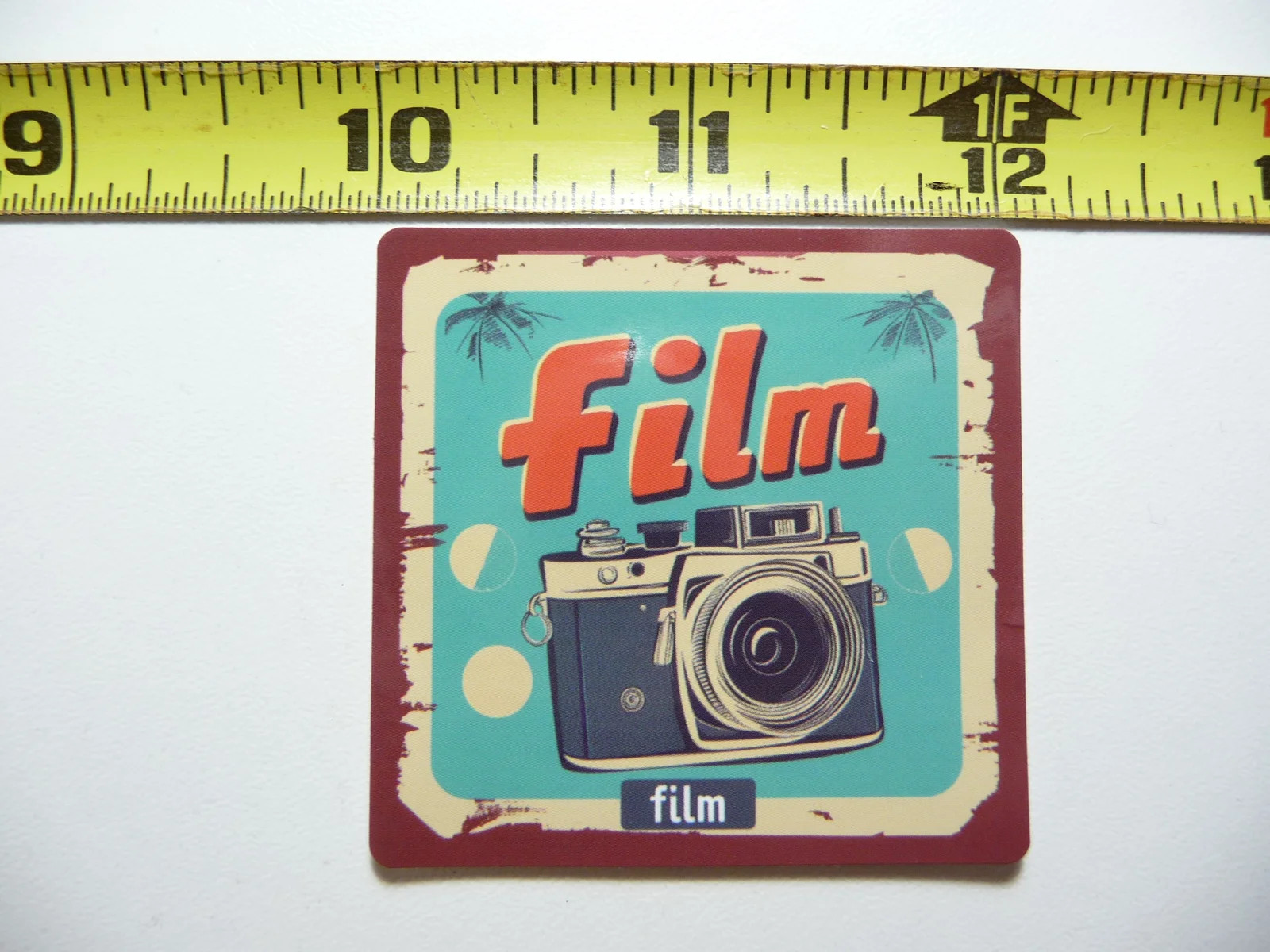 35MM OLD FILM CAMERA SMALL STICKER DECAL FUN FUNNY ILLUSTRATIONS FUNNY