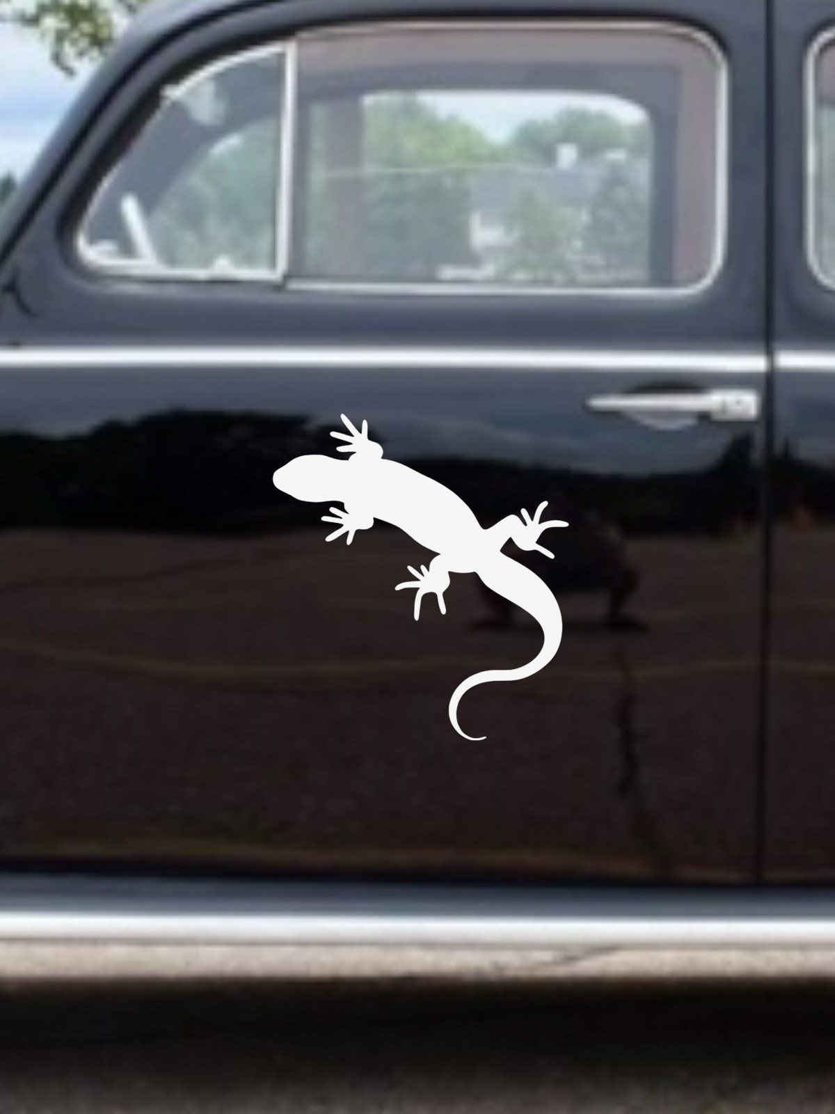 Gecko design#1 Decal for car Windows Laptops most Smooth Surfaces