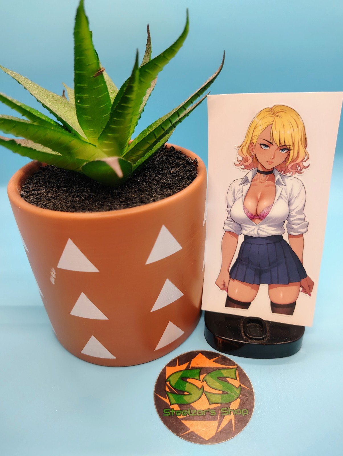 (4.5 Inches) Gwenpool (Schoolgirl Outfit) – Water-Resistant Vinyl Sticker