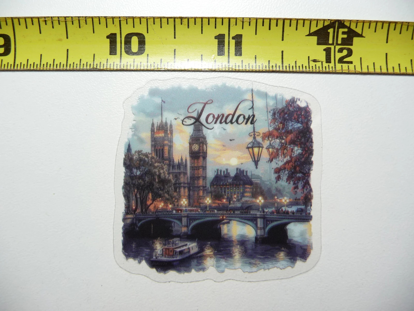 LONDON PARLIAMENT UNITED KINGDOM SMALL STICKER DECAL TRAVEL VIEW SITE COLORFUL