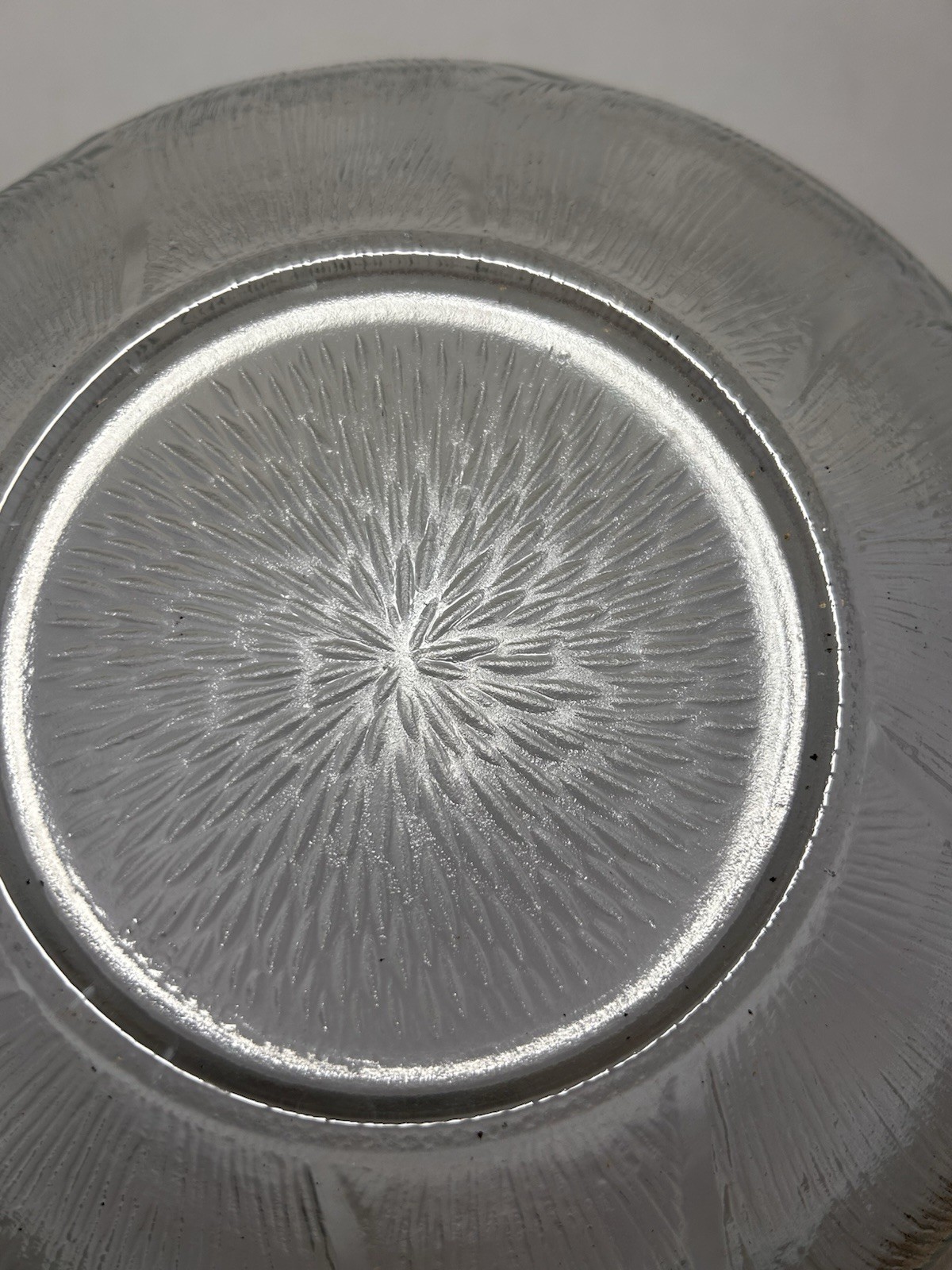VTG Arcoroc Fleur Punch Bowl Pressed Glass Raised Petal Design France 12”