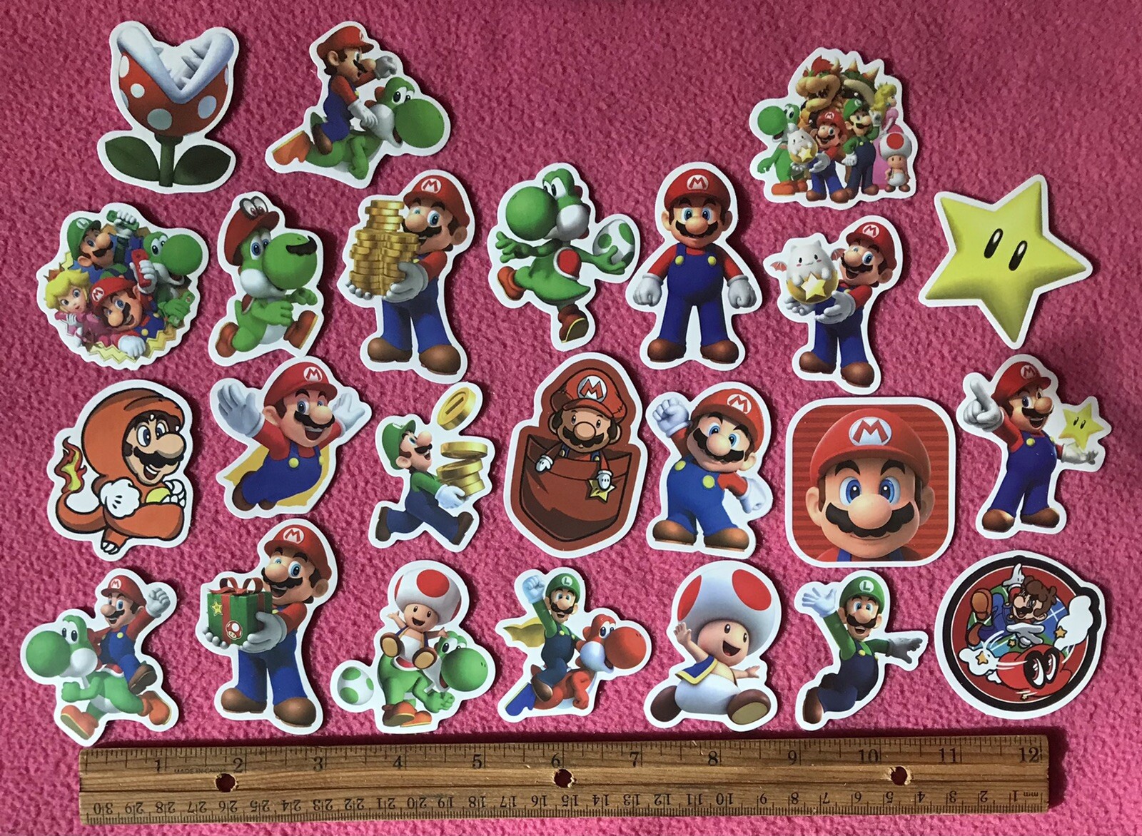 LOT OF 10 PCS SUPER MARIO brothers Party Video Game Characters Stickers LUIGI