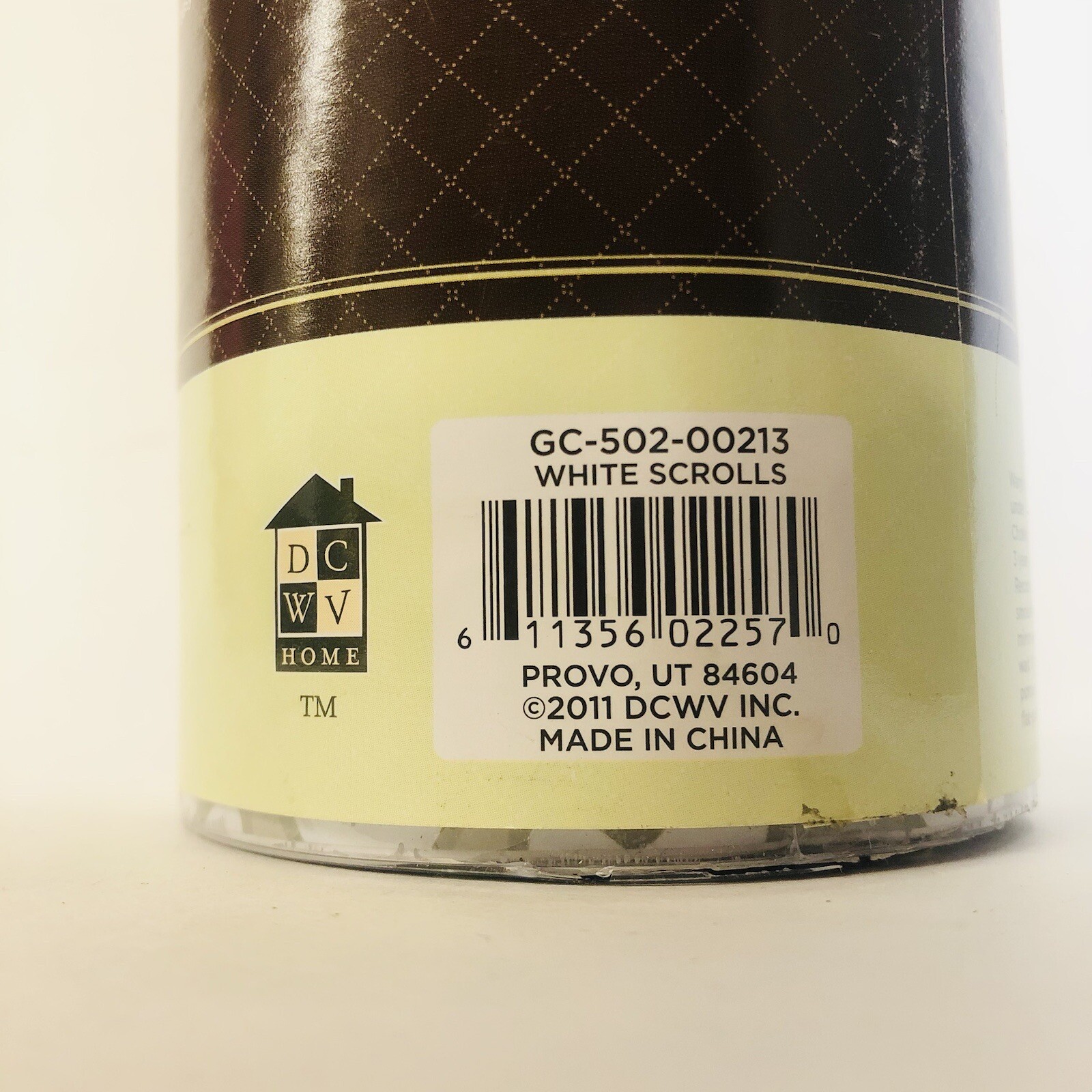 DCWV Decal Wall Art 126-inches by 18-inches Roll White Scrolls, Trim