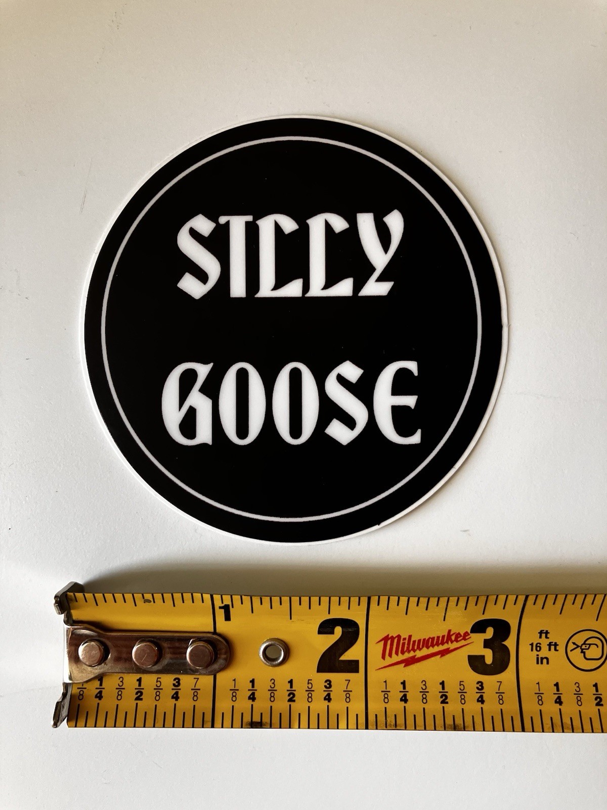 Silly Goose Vinyl Sticker, Self-Adhesive Matte Black Circle for Window Car