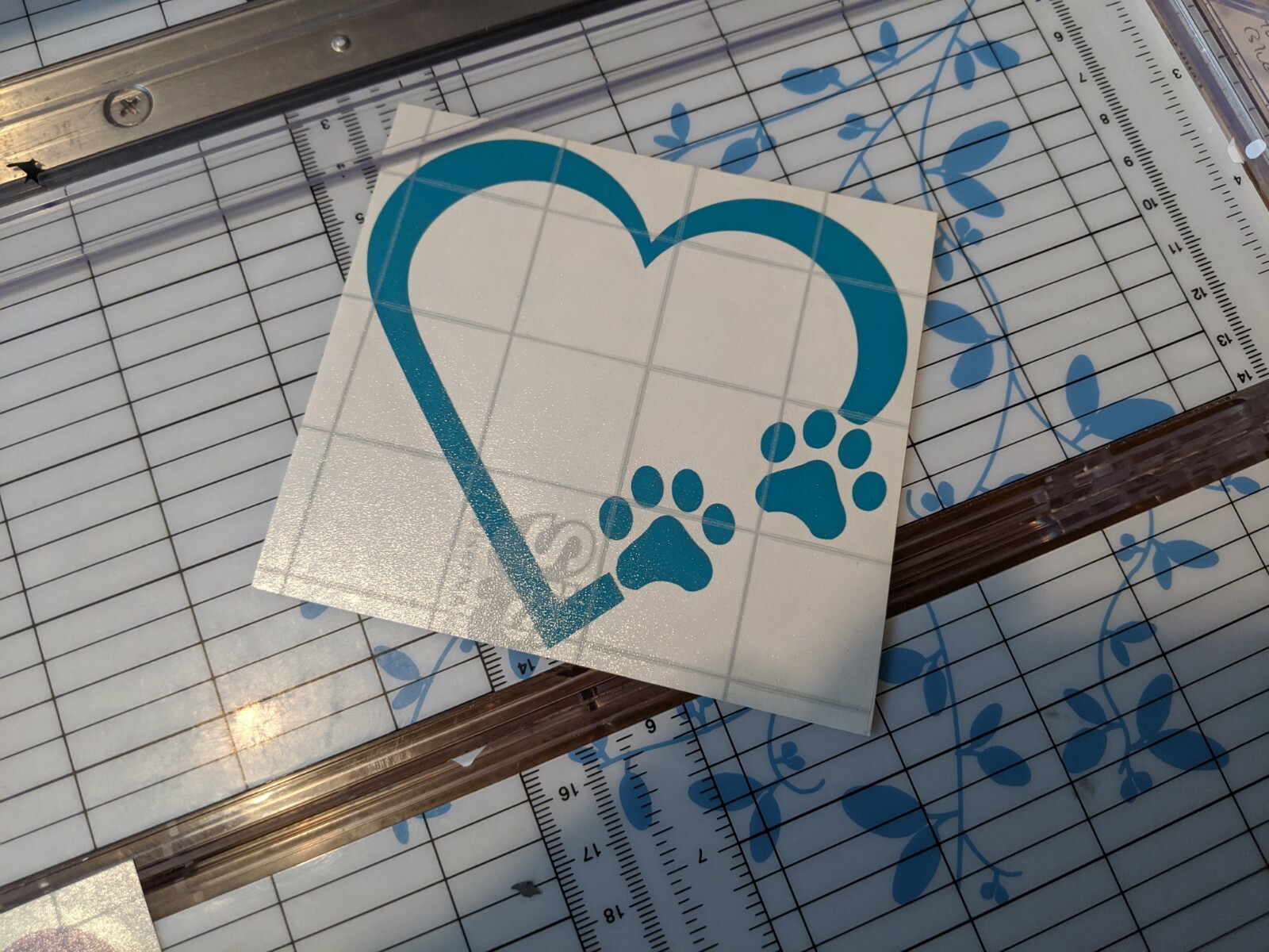 PAW PRINT HEART 2" Die cut Vinyl Decal – Car Window Sticker PUPPY I LOVE MY DOG