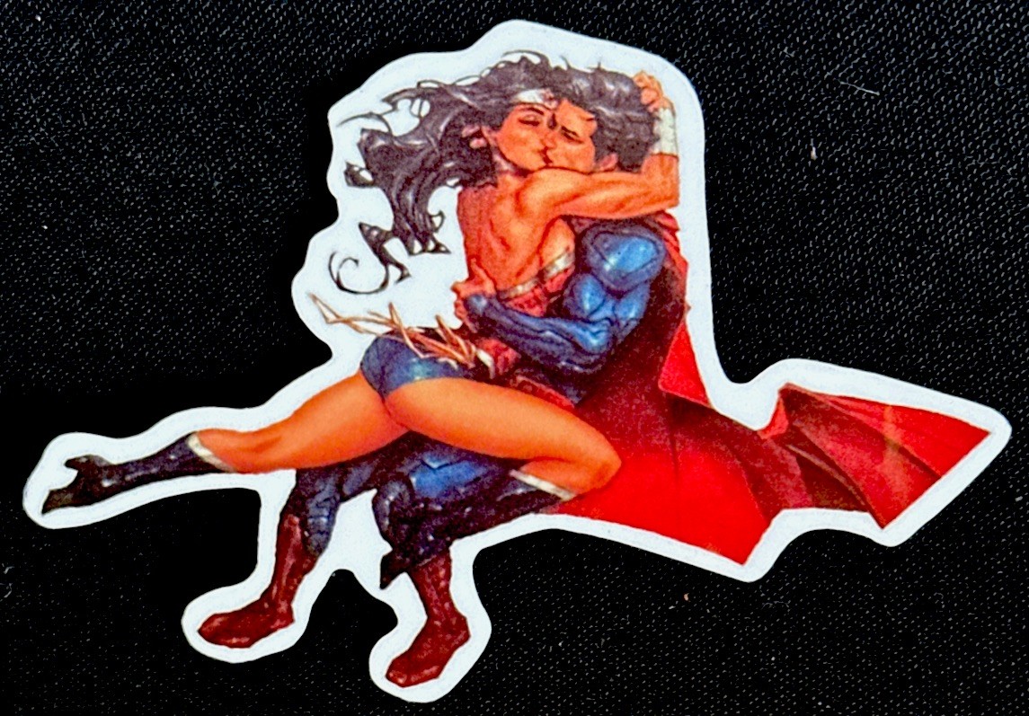 WONDER WOMAN & SUPERMAN STICKER✨❤️‍🔥⭐️💙✨3 1/2” x 2 1/2”✨LOVE IS IN THE AIR💫