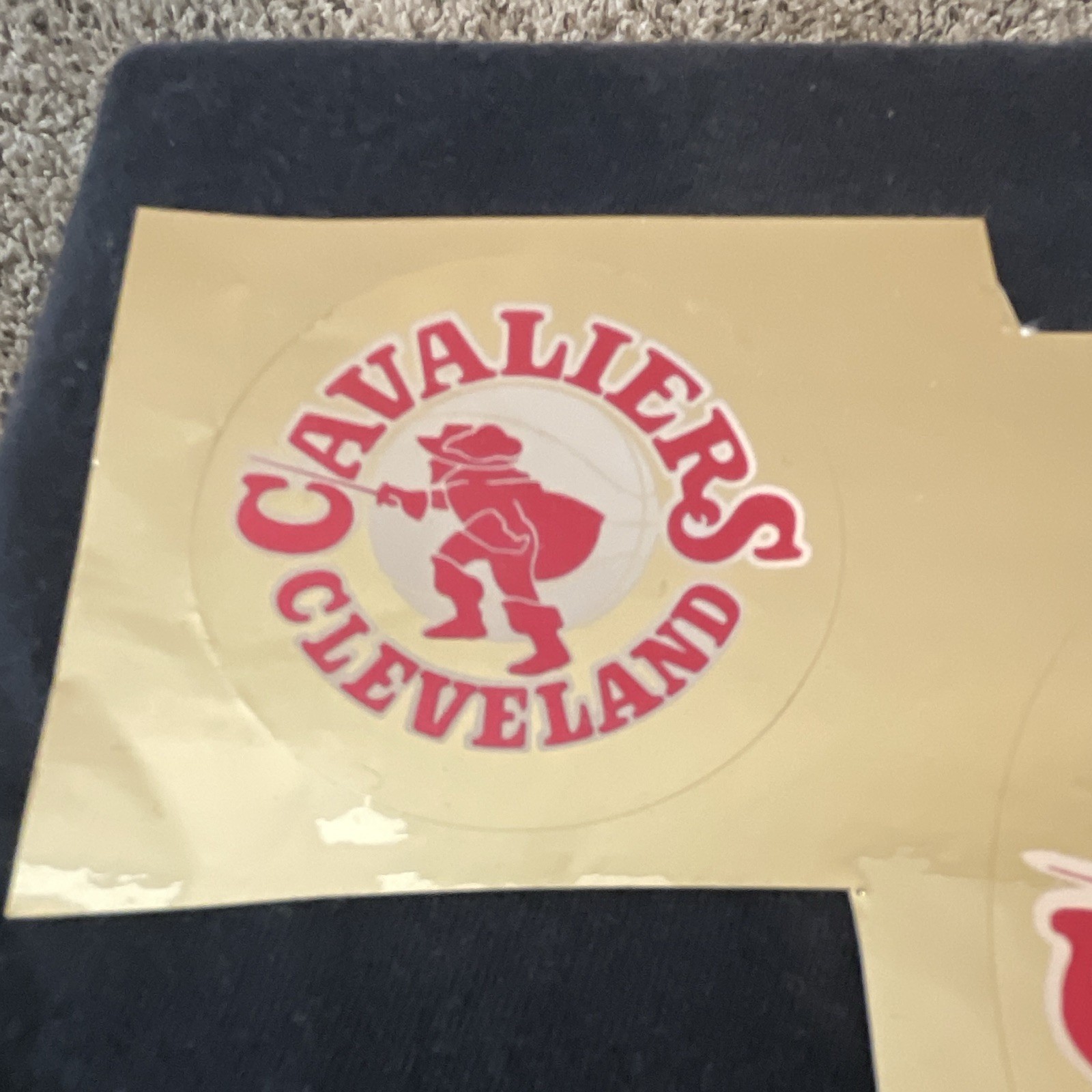 Cleveland Cavaliers Round Vinyl Decals/Stickers 2-Pack Gold Red White