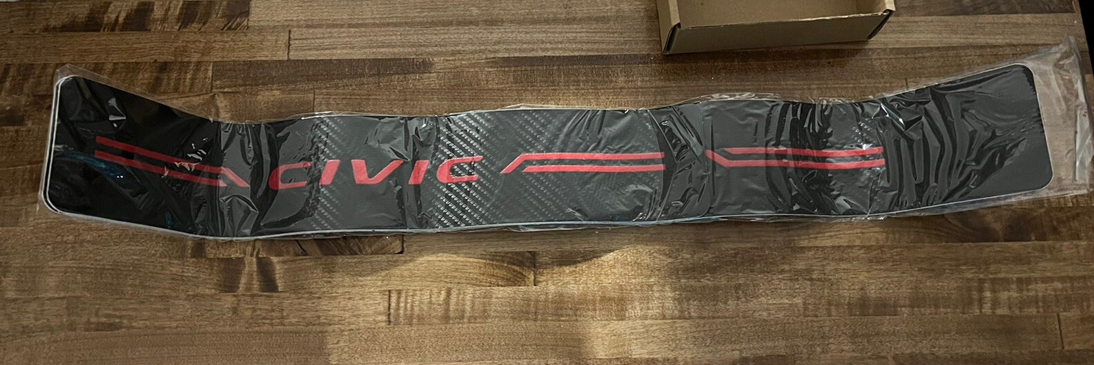 4PCS Threshold Protection Sticker Reflective Carbon Fiber Sticker Civic ￼