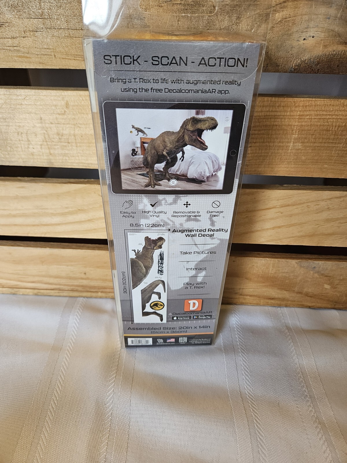 Jurassic World T-Rex Wall Decal 20×14” With Augmented Reality – Peal N Stick