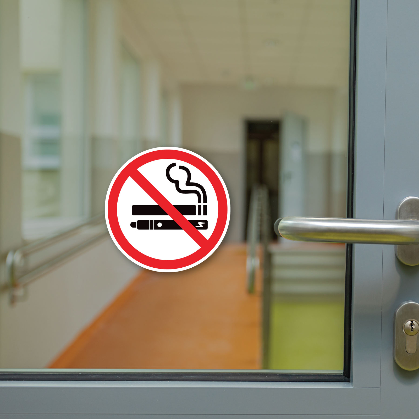 No Smoking / No Vaping – Circle design – Decal