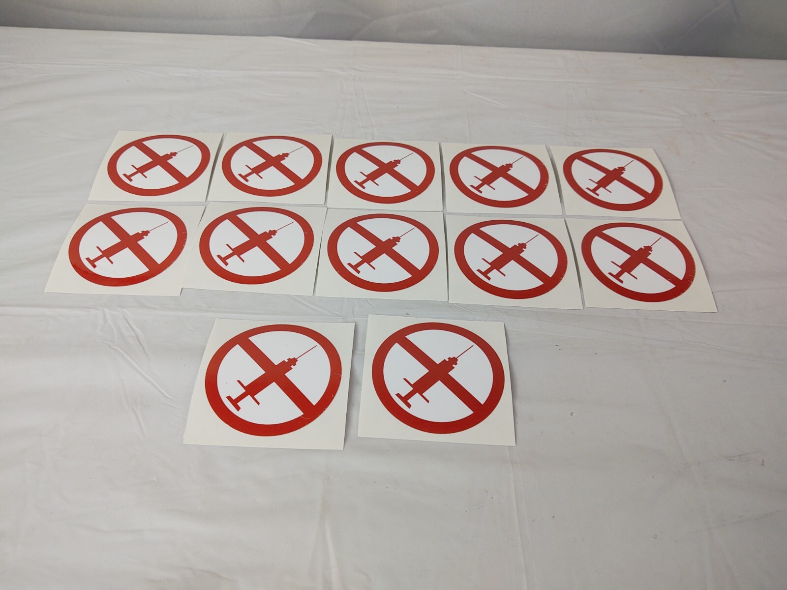 No Syringe Needles Round Trash Can Receptacle Stickers 12 Individual Stickers