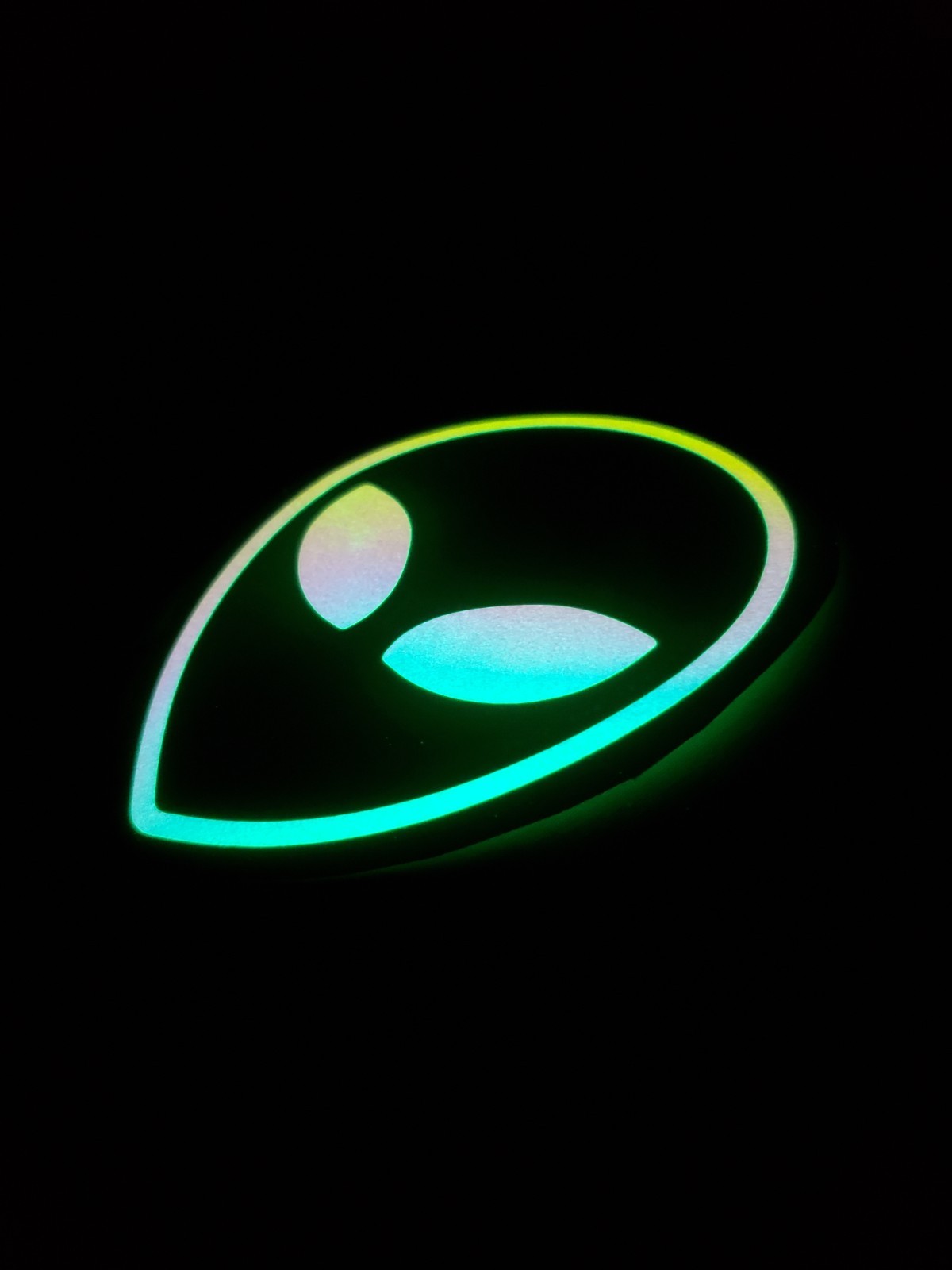 Glow In The Dark Vinyl Decals Alien Head Outline Medium Size Lit Studios New