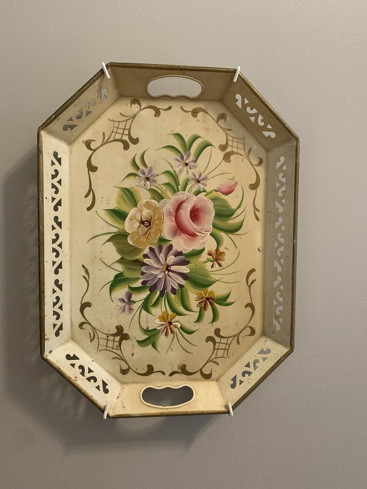 Vintage 1940’s Floral Hand Painted Metal Tray Handled Toleware Wall Art 18”