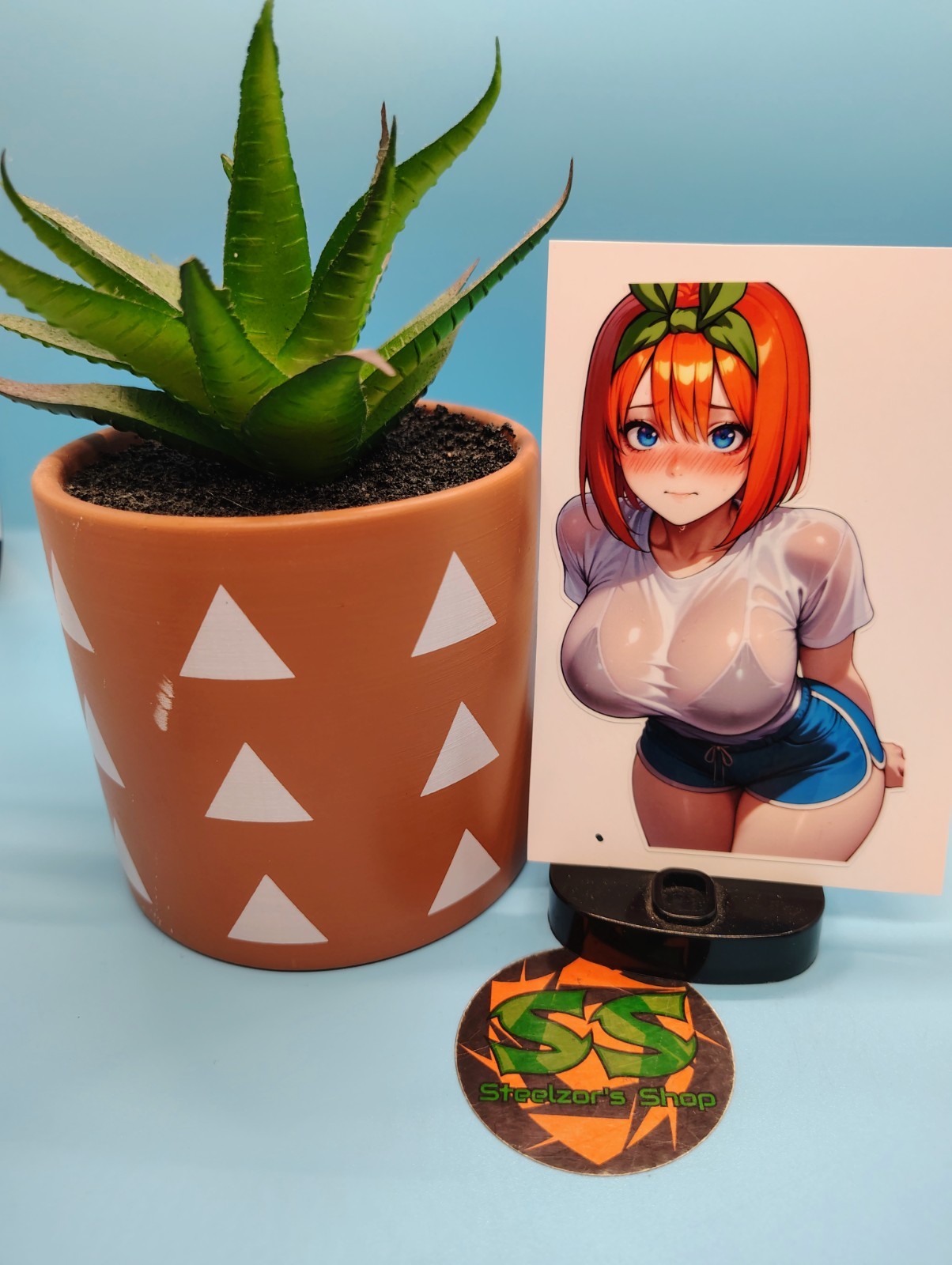 (4.5 Inches) Yotsuba Nakano (Wet T-Shirt) – Water-Resistant Vinyl Sticker