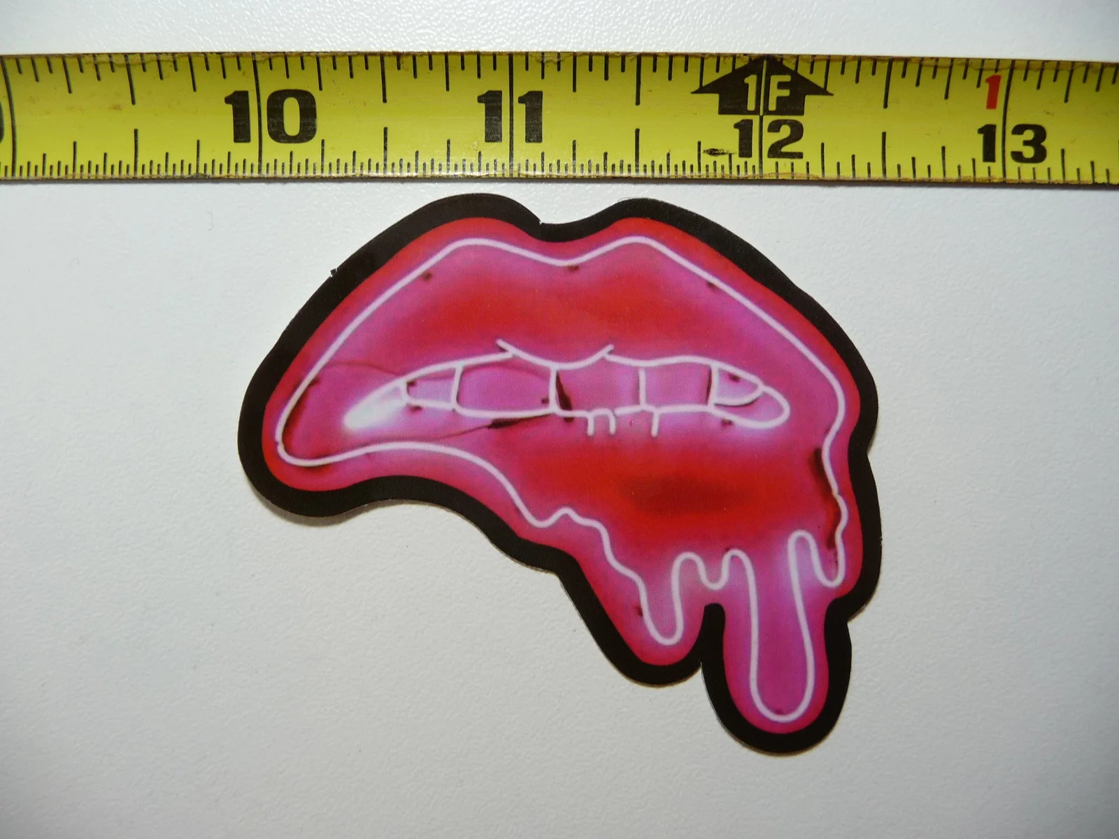 MELTING LIPS KISS NEON STYLE SMALL STICKER DECAL COLORFUL FUNNY