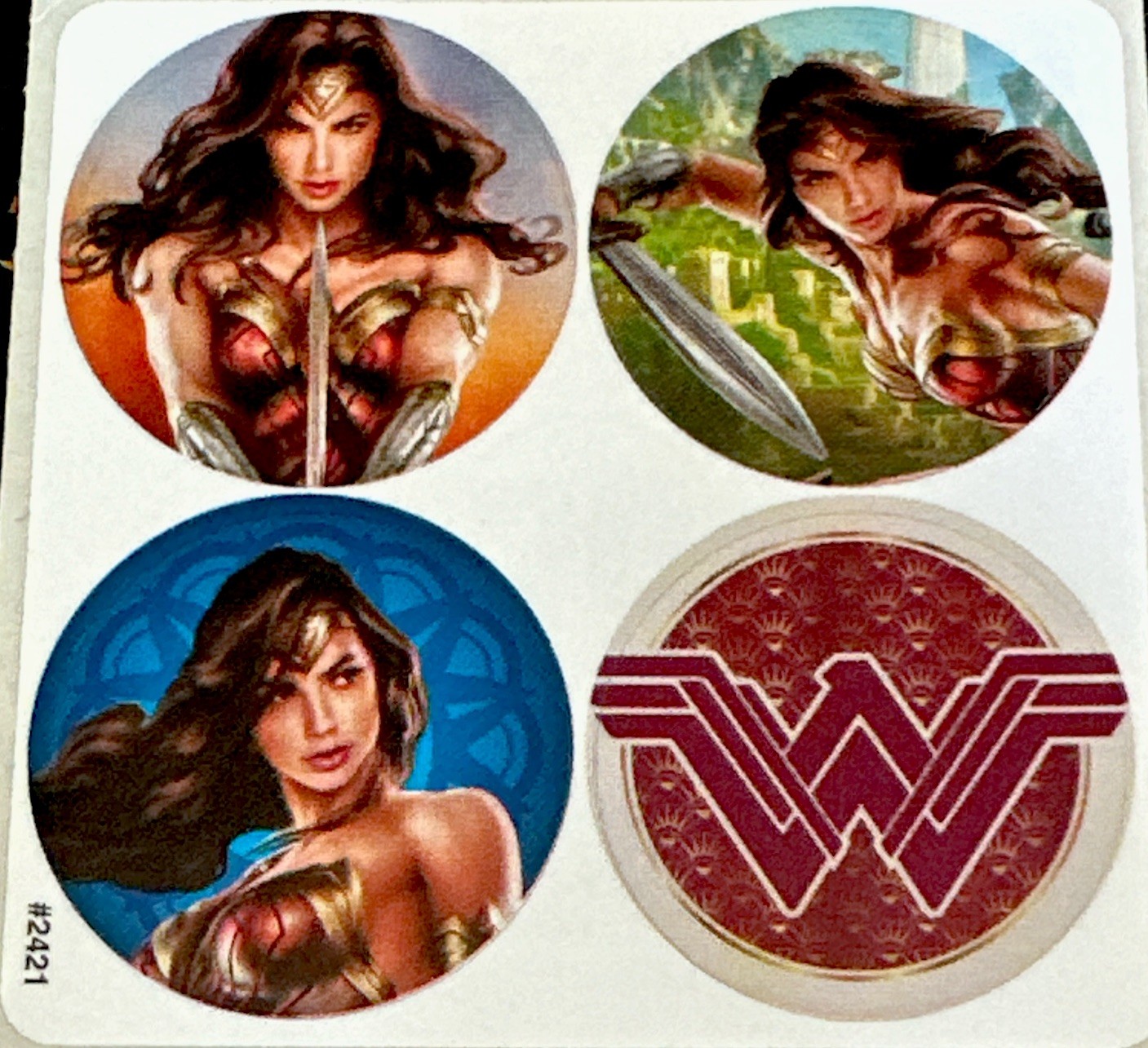 WONDER WOMAN 4 STICKERS✨🌟💙⭐️❤️🌟✨1 1/4”✨each one✨Sexy & Cute✨Wonderful✨🌟⭐️💫