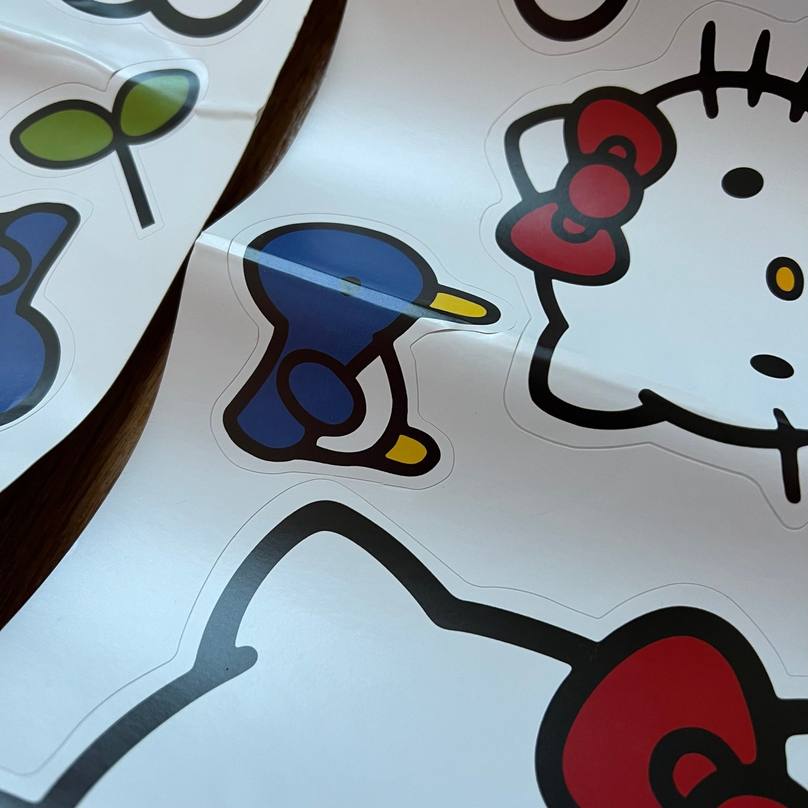 Hello Kitty Large Vinyl Wall Decal Sticker Sheets Sanrio Retro 2011 9"x7.5"