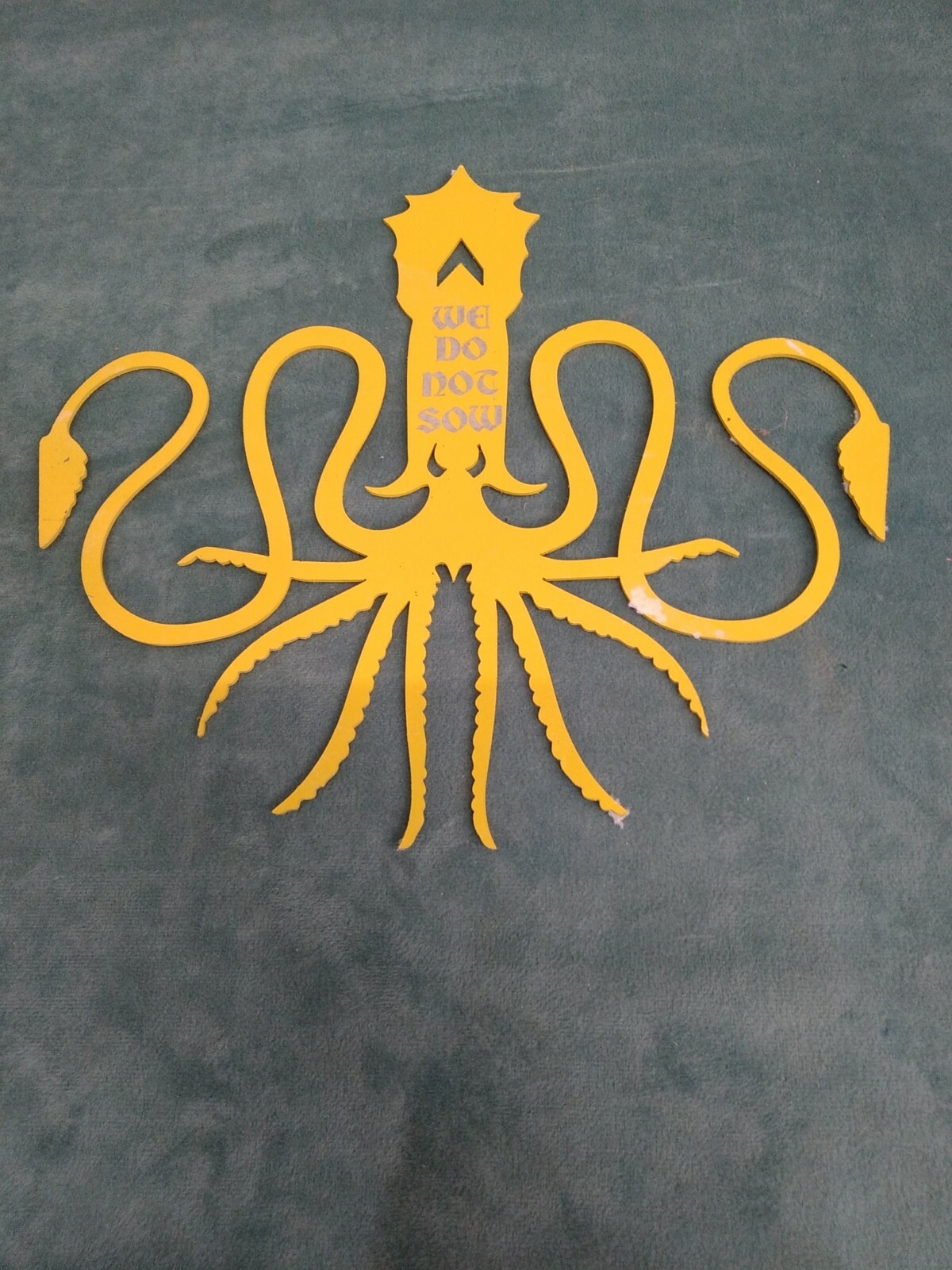 Game of Thrones Wall Art metal yellow octopus WE DO NOT SOW handcrafted