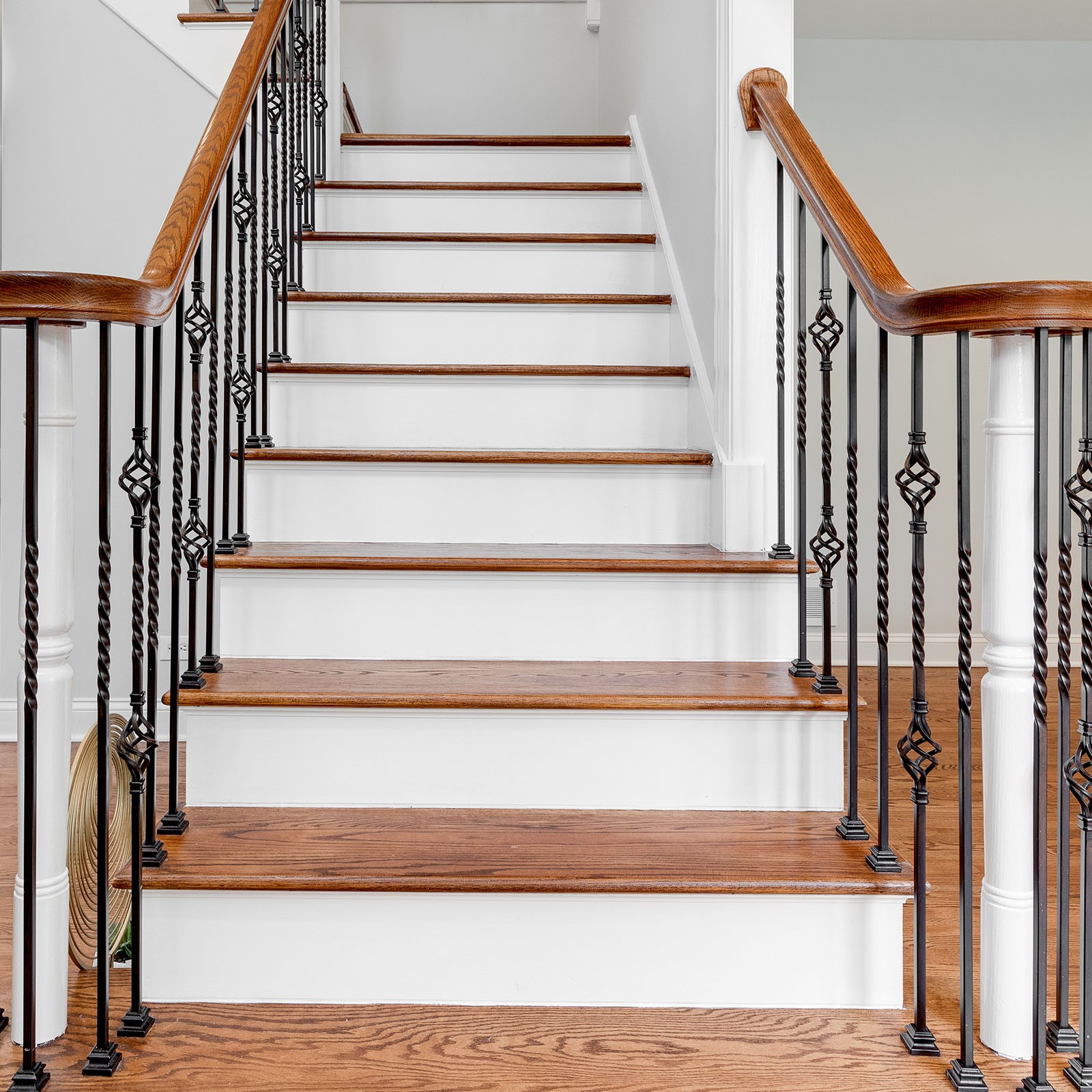 6pcs Self-Adhesive Stair Stickers Peel and Stick Vinyl Staircase Stickers Decals