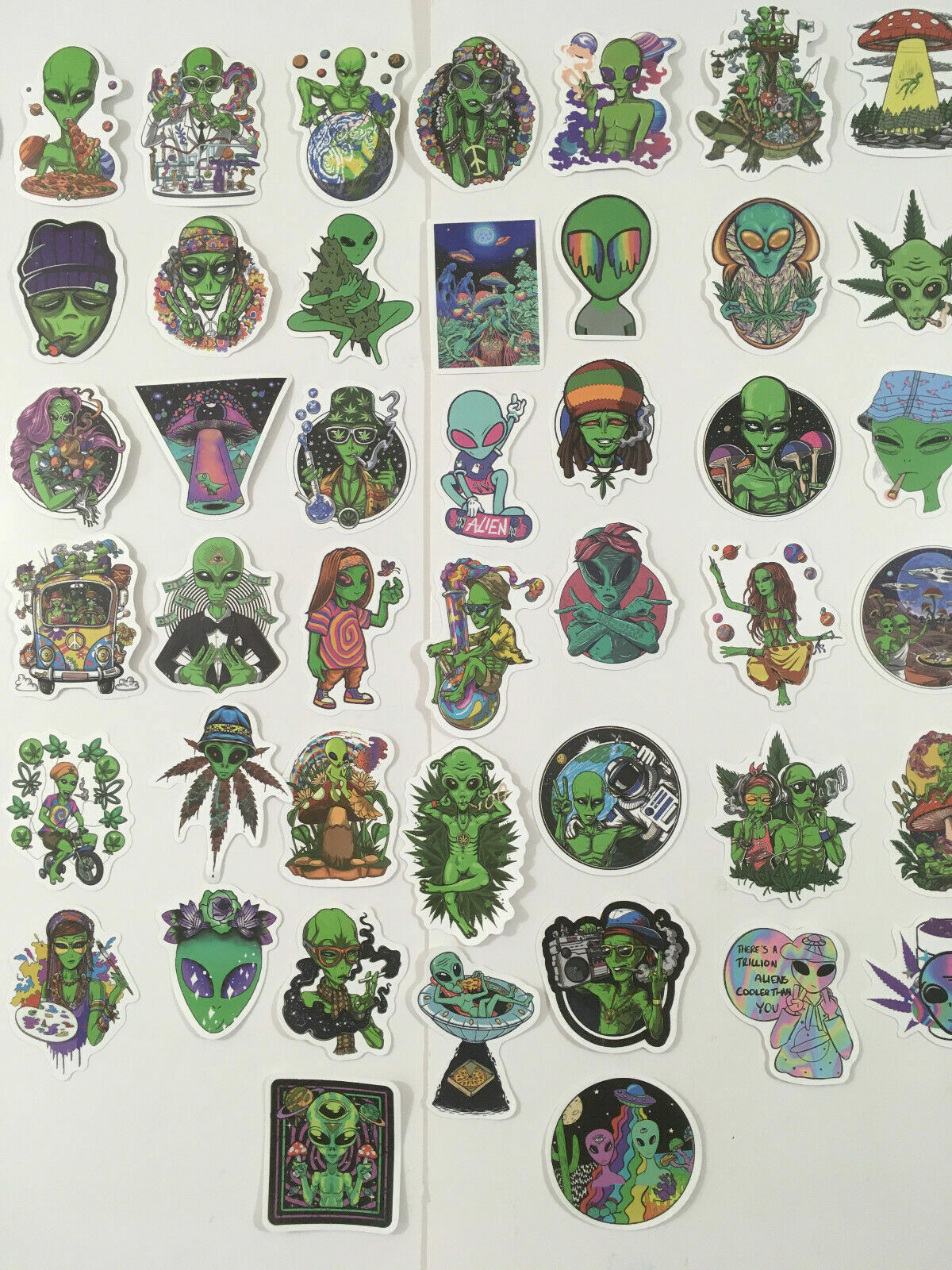 Alien Stickers UFO Planet Space Sticker Roswell Area 51 X Files – 50 Stickers