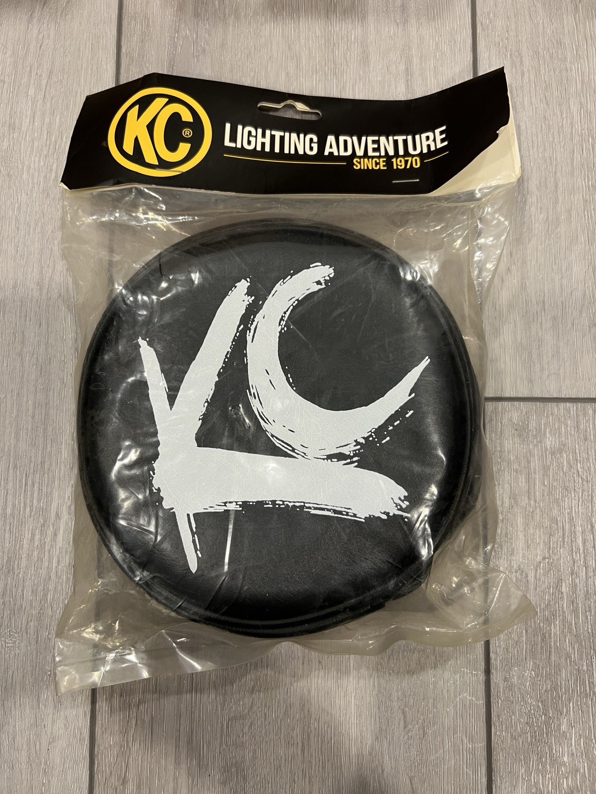KC HiLiTES 5117 6" Round Black Vinyl Light Cover w/ White Brushed KC Logo SEALED