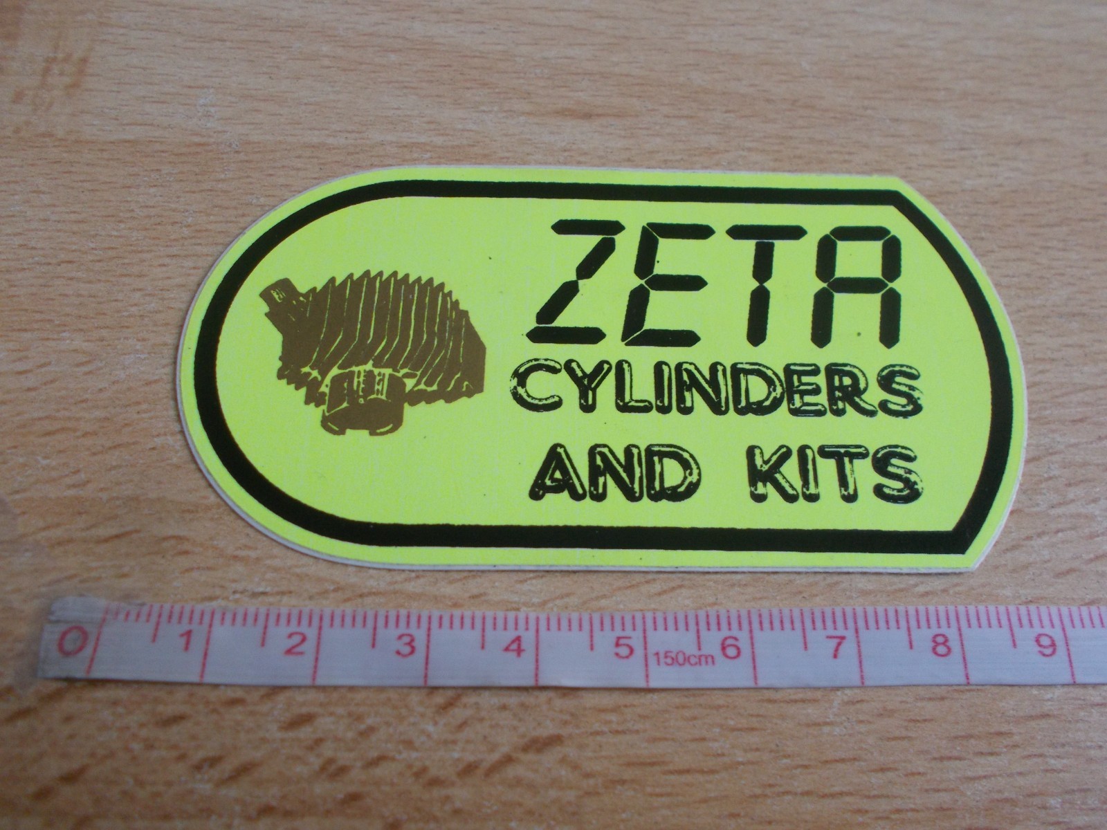 Sticker Zeta – Cylinders And Kits – Yellow