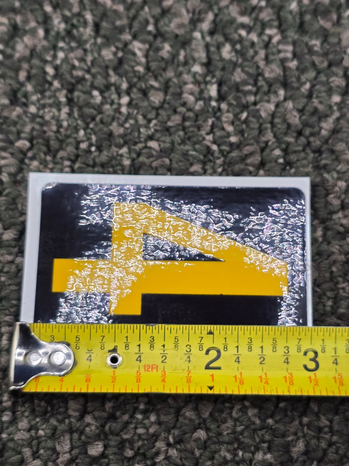 (QTY 100) Electromark SCE80430051 Yellow on Black Engineering Gr Reflective No.4
