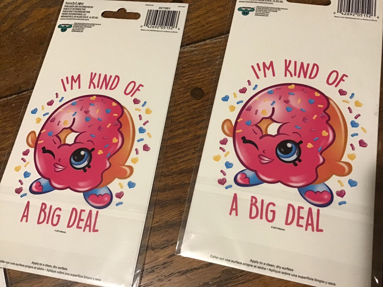 NEW SHOPKINS stickers Decals Lot Of 32 Packs Children LOVE Figures lipstick