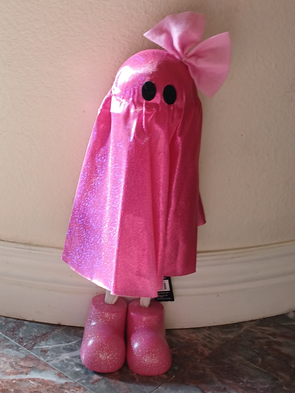Mini Hot pink Ghost figurine for decoration