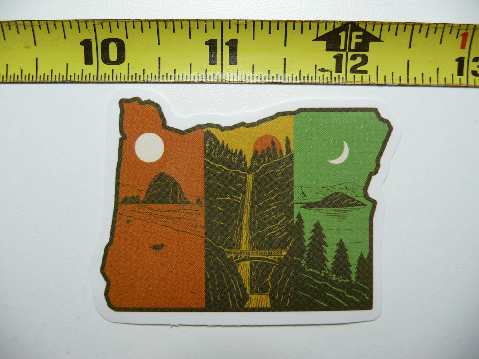 OREGON MULTNOMAH FALLS CRATER LAKE CANNON BEACH SMALL STICKER DECAL TRAVEL