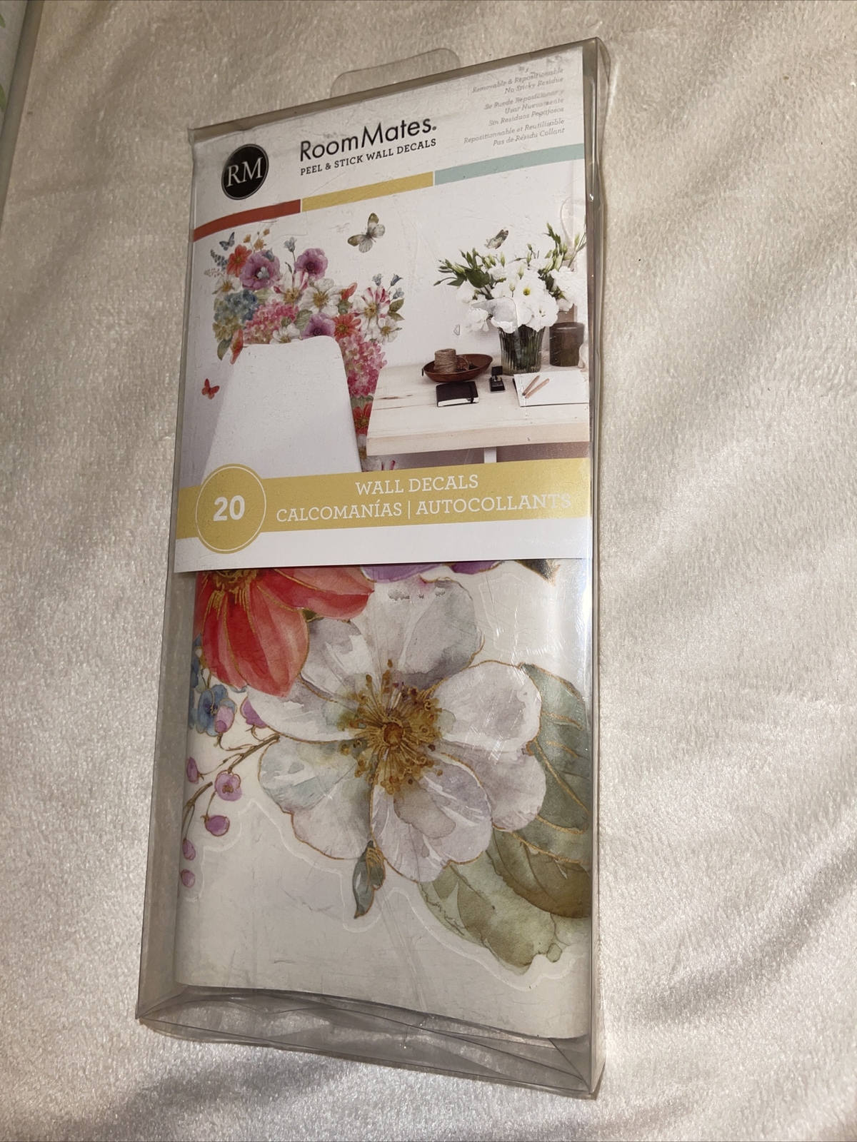 RoomMates RMK3262SCS Lisa Audit Garden Bouquet Peel And Stick Wall Decals ,Multi