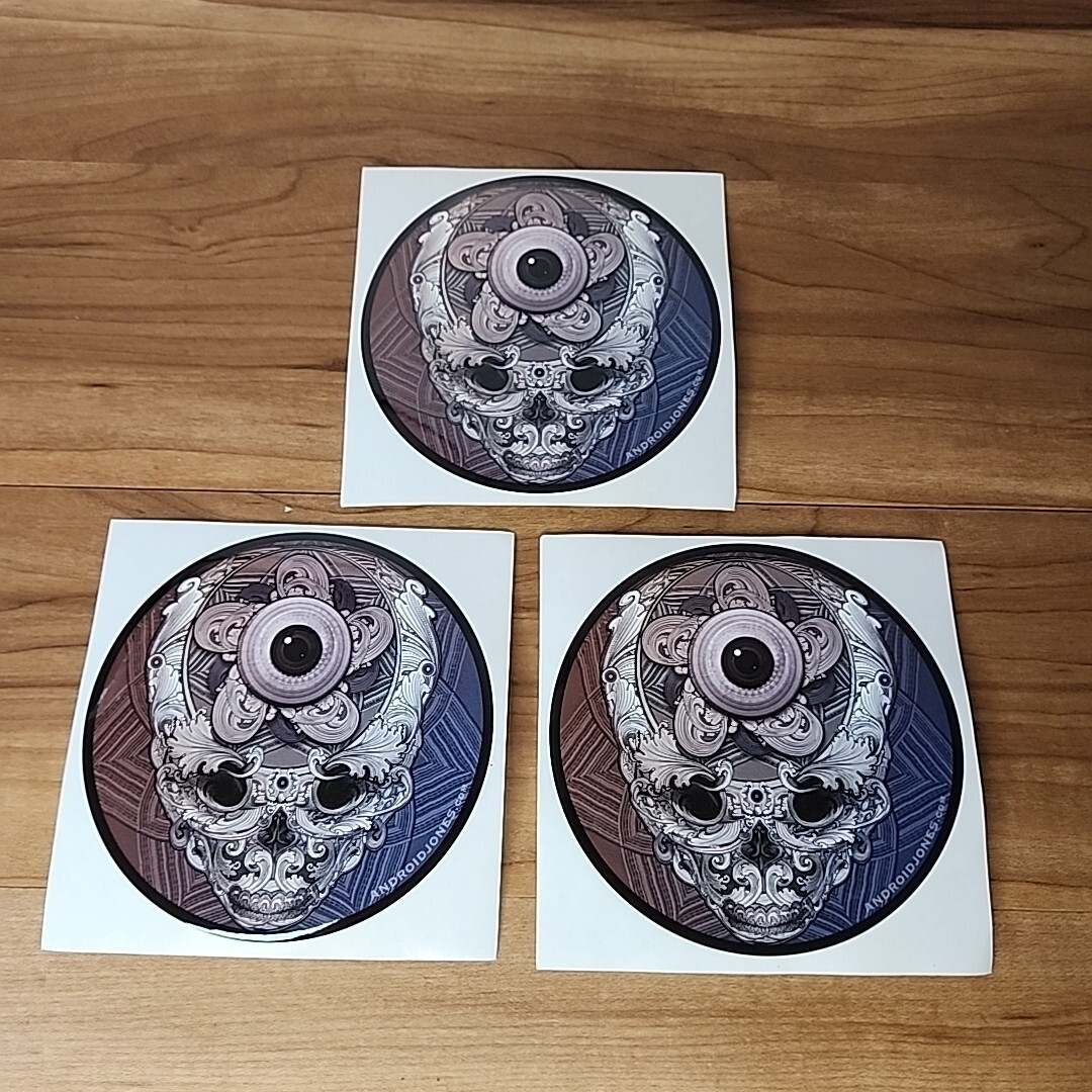 Android Jones STEALIEye Round 5" Art Sticker. Skeleton